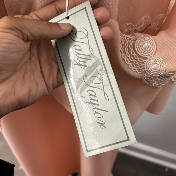 2 PC Dress Set - Picture 3 of 4